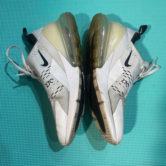 Nike Air Max 270 Women’s Sneakers — Size 9.5 (AH8050-100) - Picture 3 of 6
